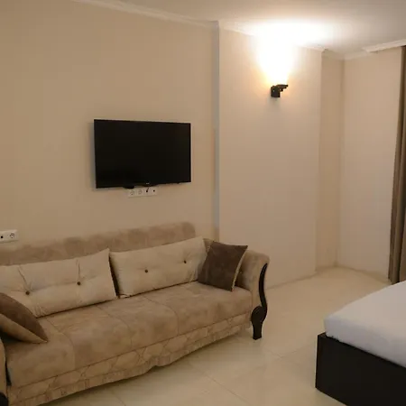 Sunset Apartments Batumi Exterior photo